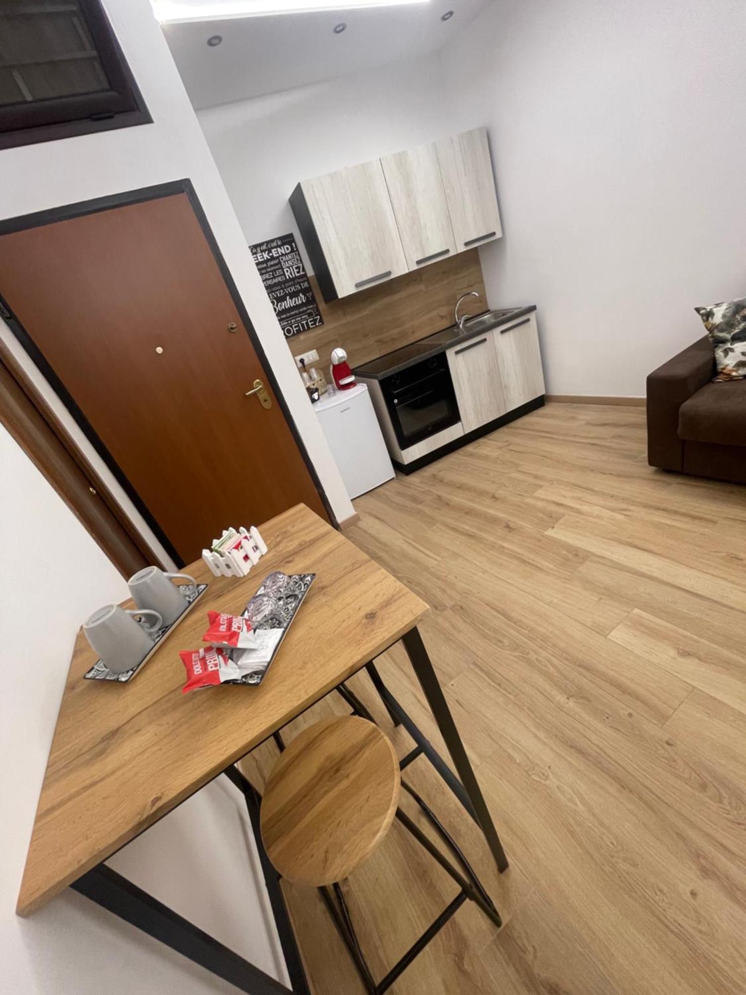 Le Mariancarve Central Apartments Crotone Eksteriør billede